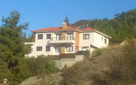Pera Pedi Pine Villa